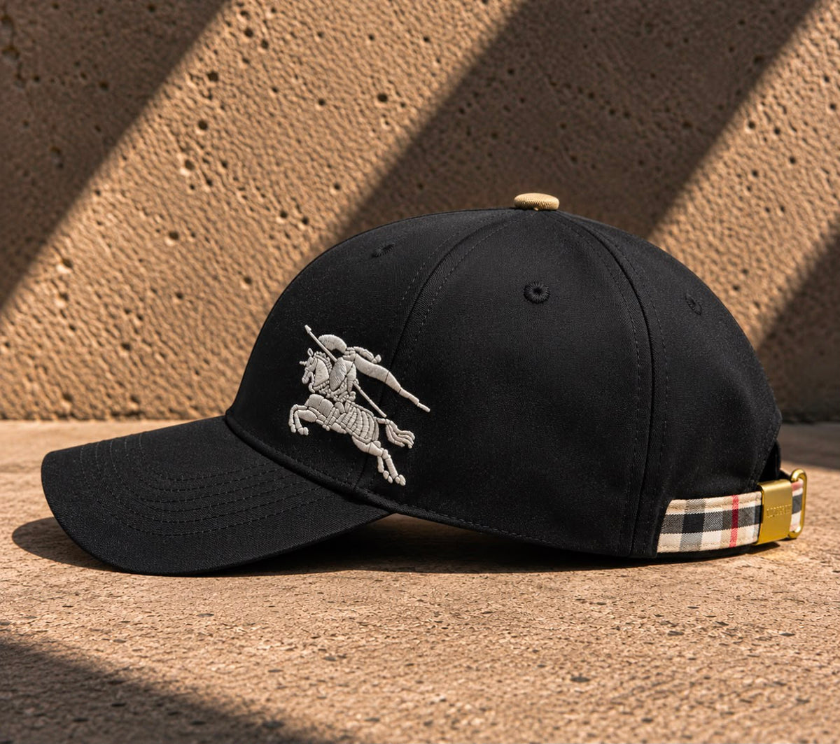 BURBERRY CAP